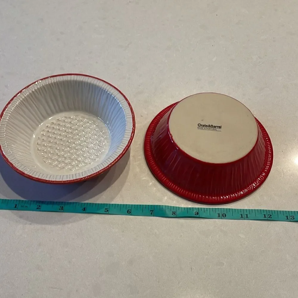 Crate & Barrel 2 mini pie plates or pot pie red white, excellent condition. Fun!
